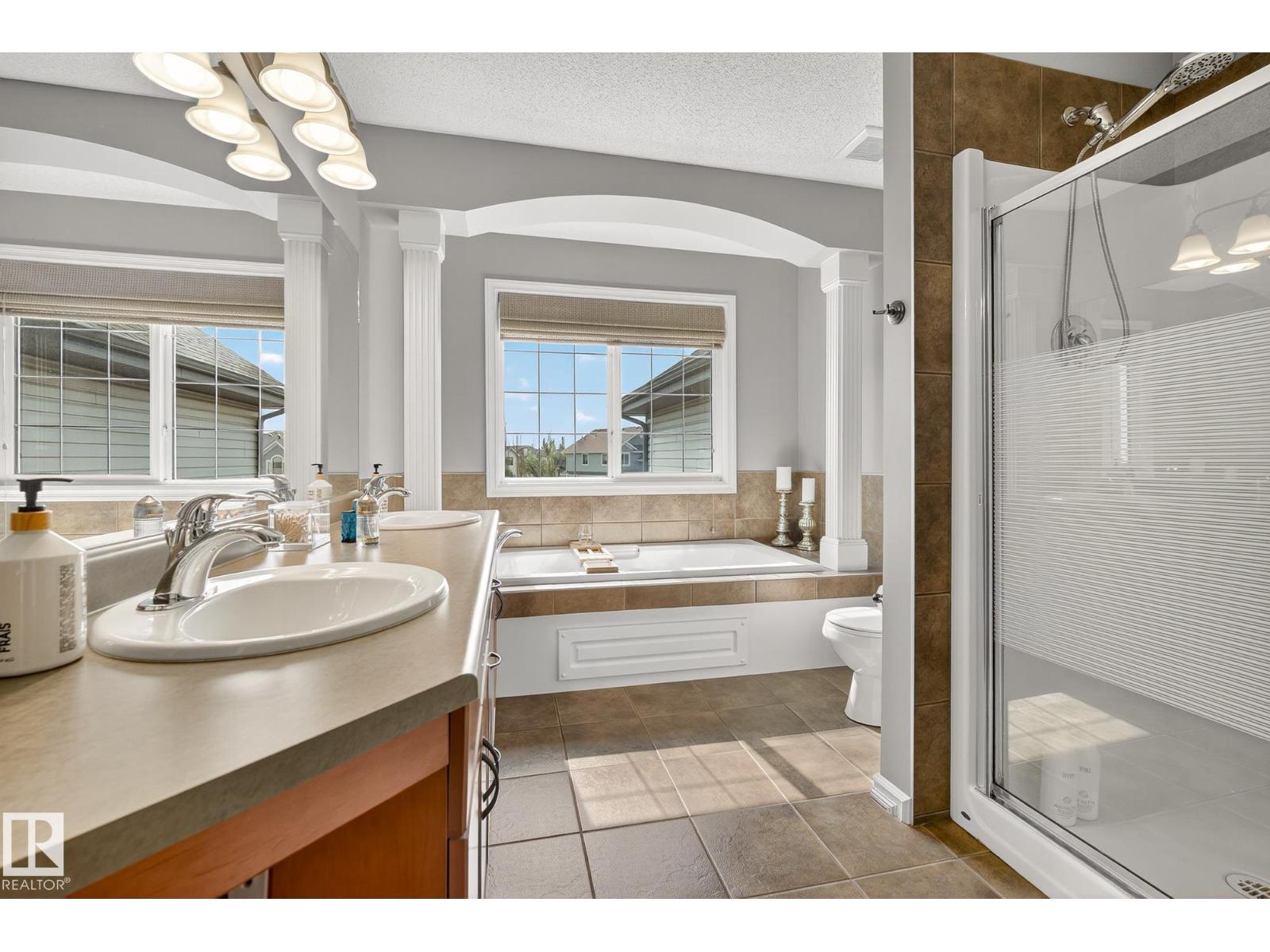 1079 Mckinney Gr Nw, Edmonton, Alberta  T6R 3S5 - Photo 55 - E4470088