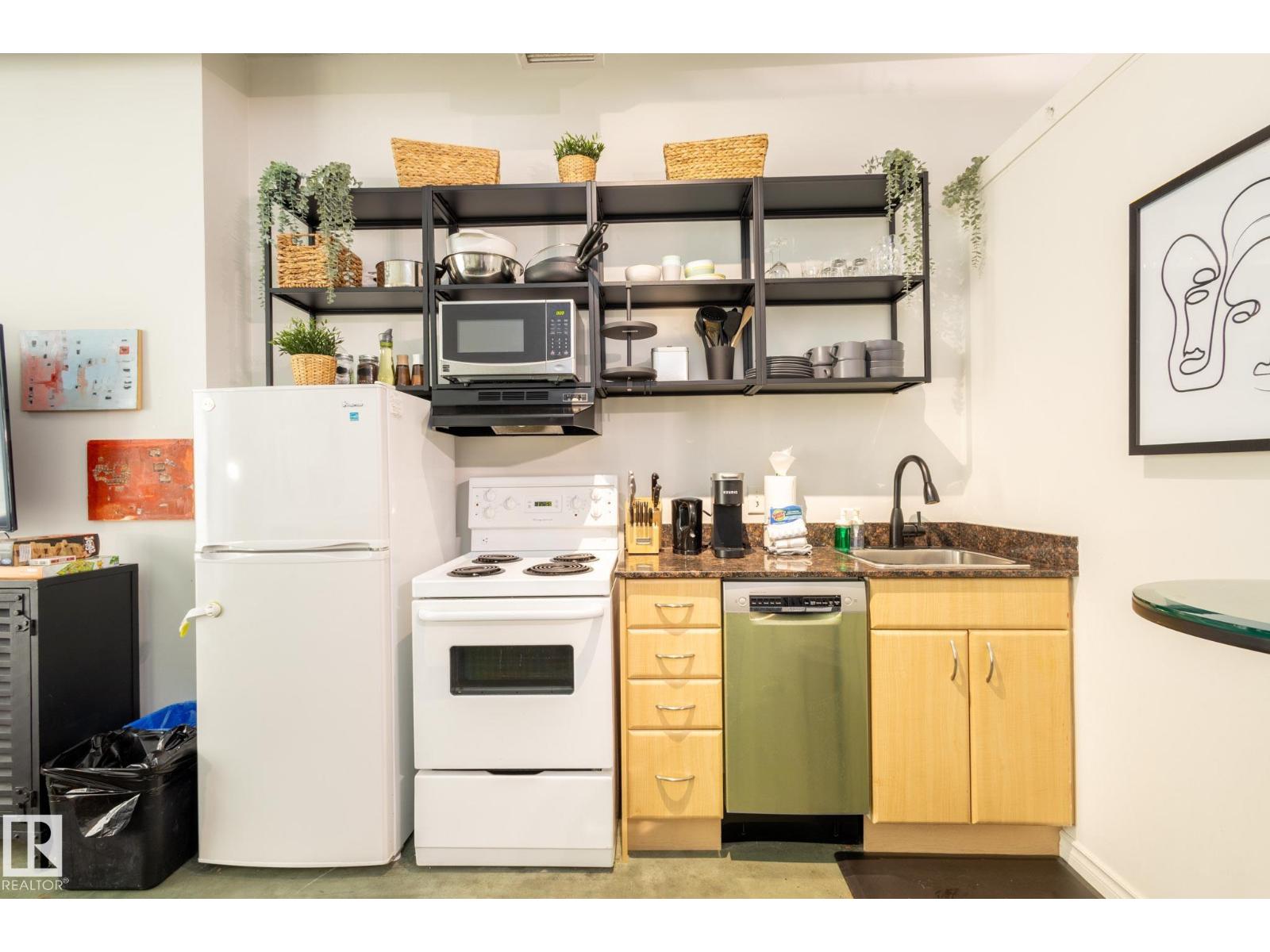 #508 10024 Jasper Av Nw, Edmonton, Alberta  T5J 1R9 - Photo 4 - E4470090