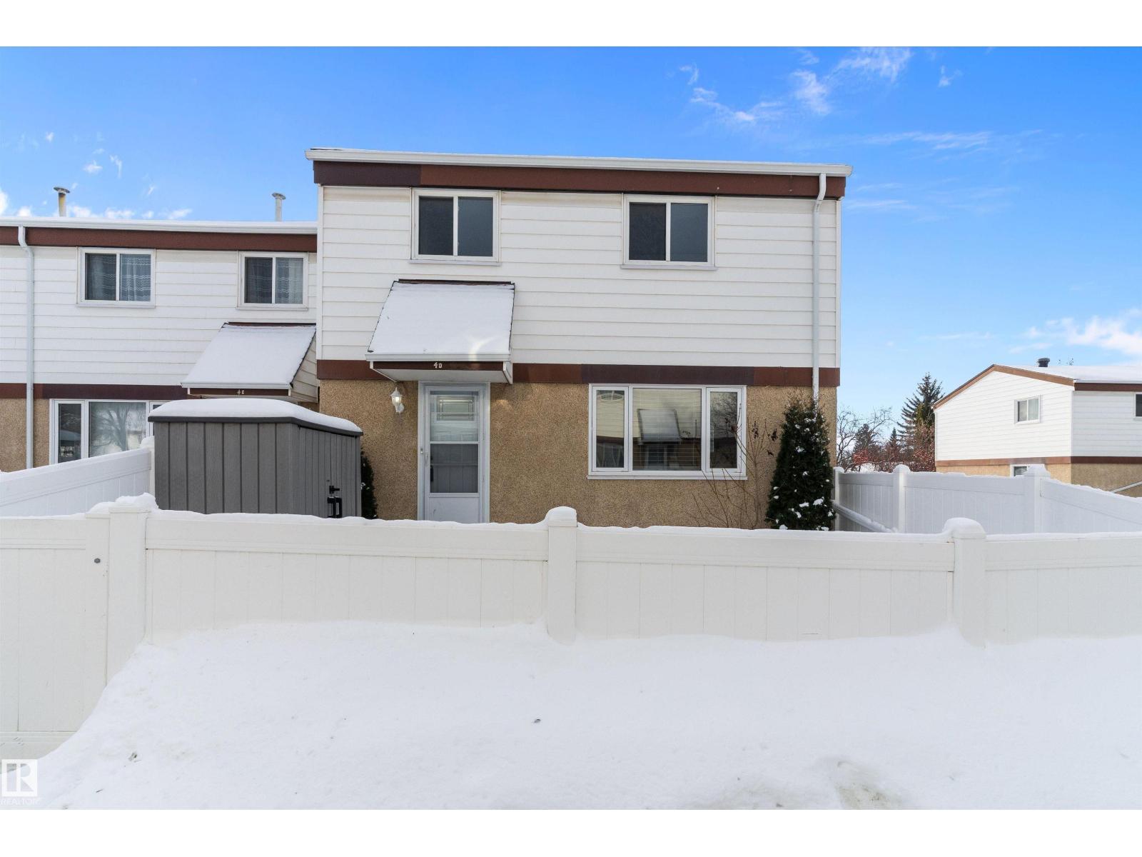 4D TWIN TC NW, Edmonton, Alberta