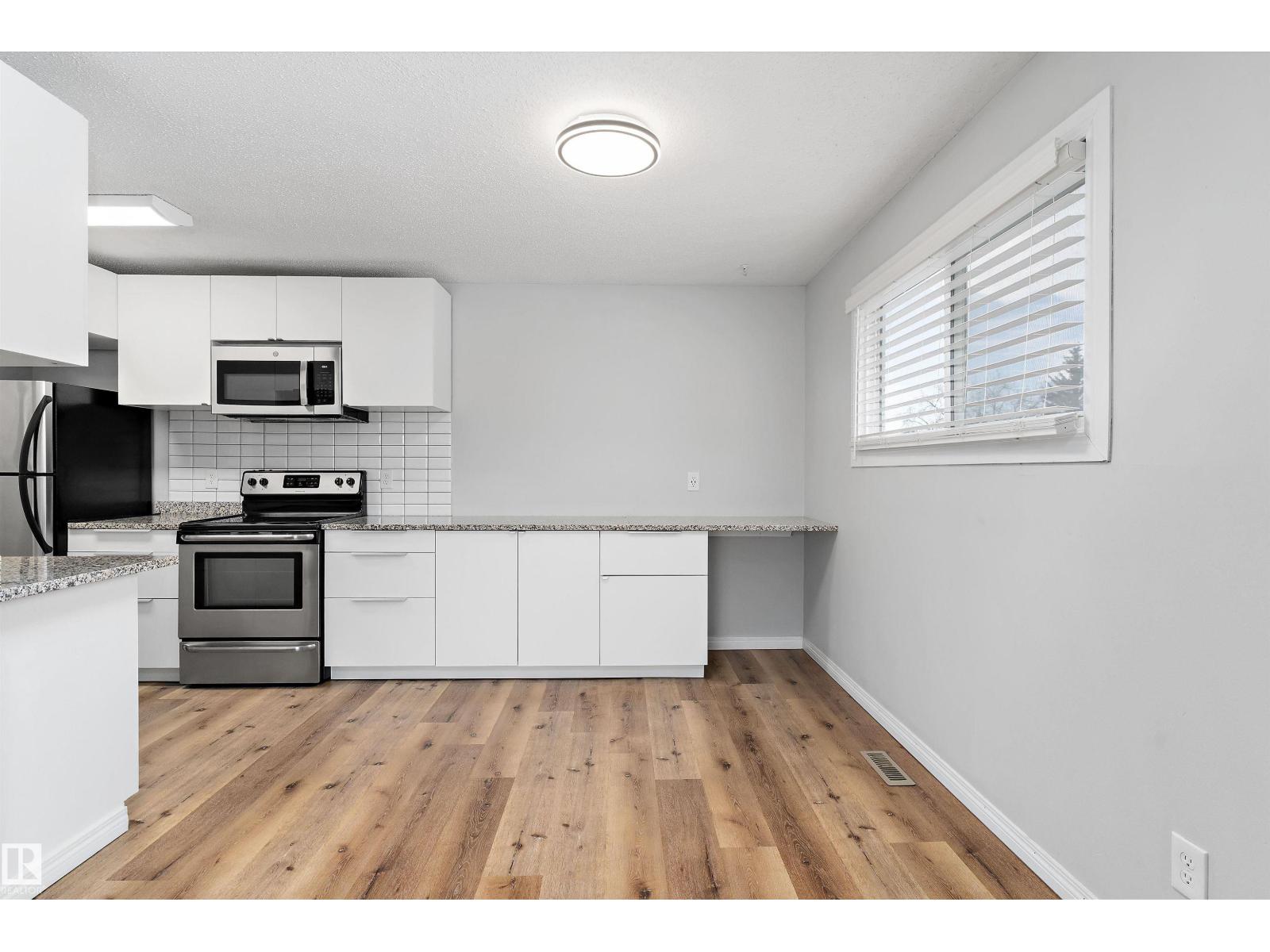 4d Twin Tc Nw, Edmonton, Alberta  T6K 1V4 - Photo 14 - E4470092