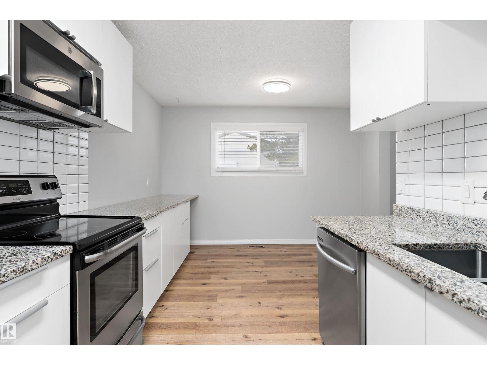 4d Twin Tc Nw, Edmonton, Alberta  T6K 1V4 - Photo 19 - E4470092