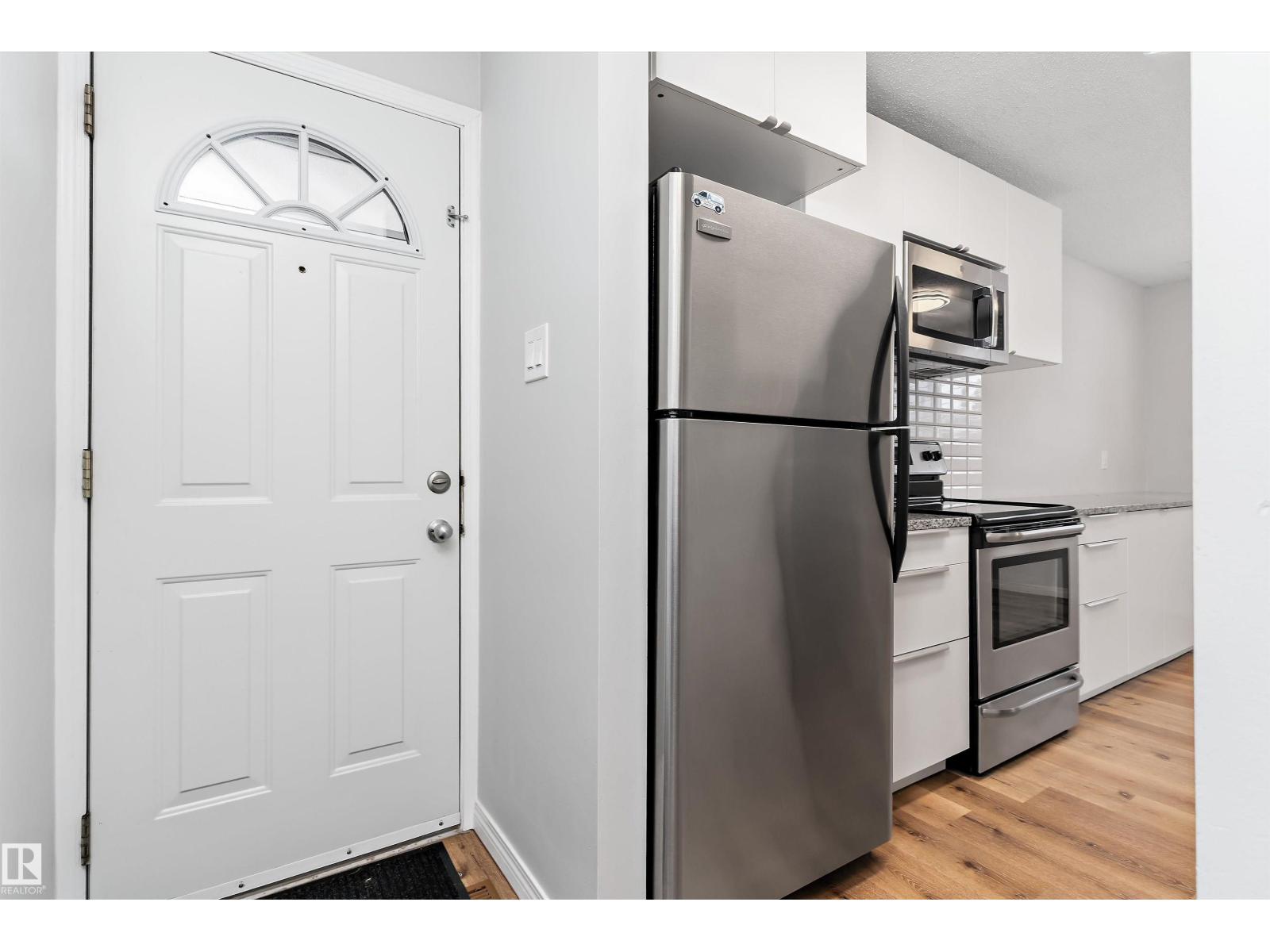 4d Twin Tc Nw, Edmonton, Alberta  T6K 1V4 - Photo 23 - E4470092