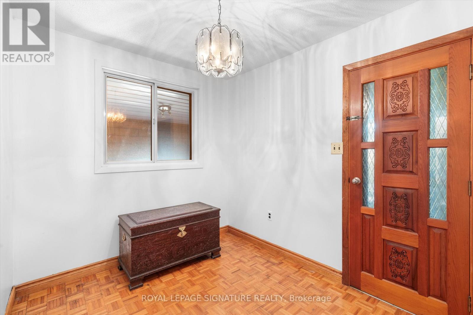 244 Grace Street, Toronto, Ontario  M6G 3A6 - Photo 4 - C12698644