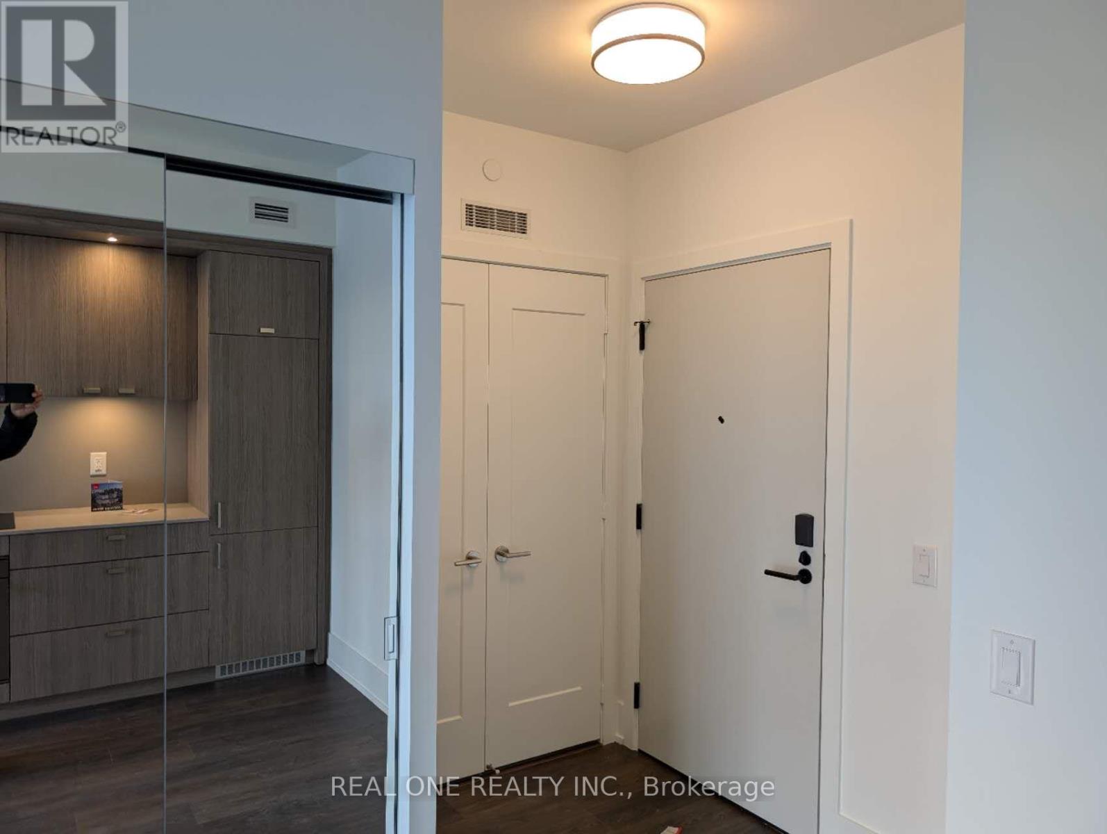 906 - 115 Denison Avenue, Toronto, Ontario  M5T 2N1 - Photo 12 - C12698668