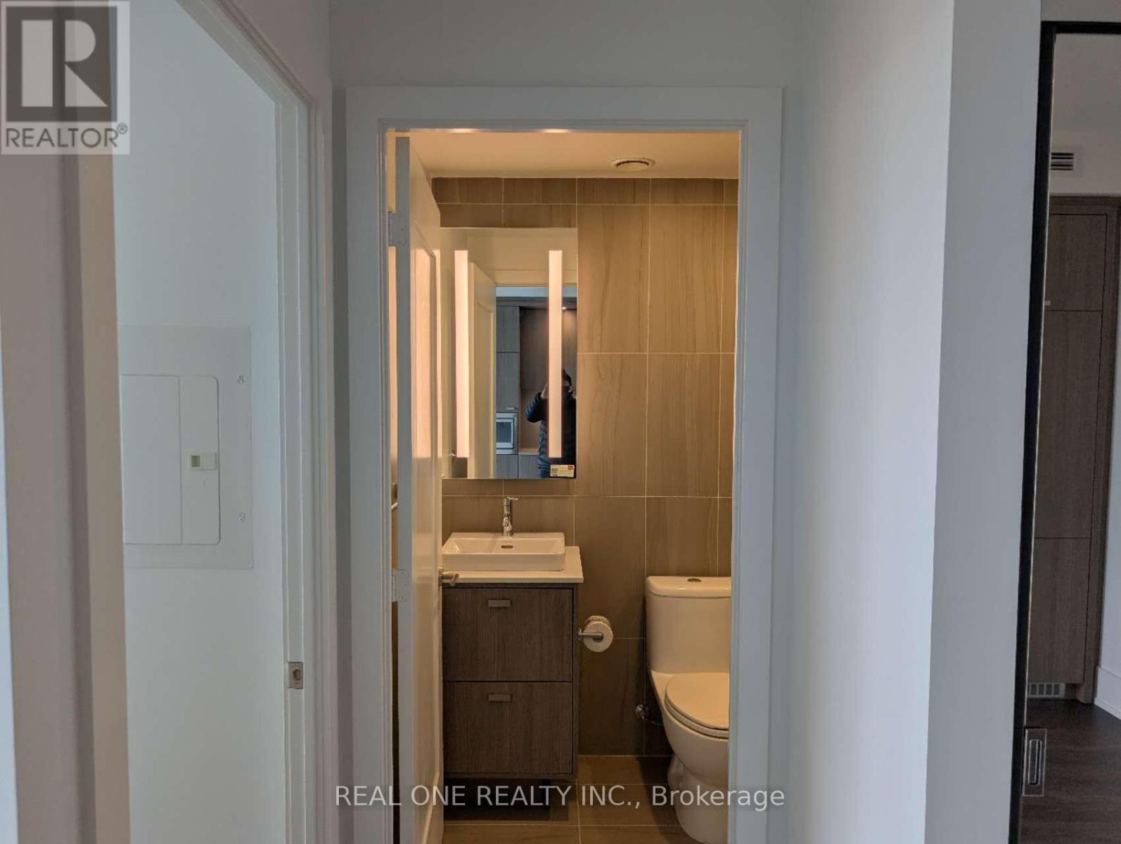 906 - 115 Denison Avenue, Toronto, Ontario  M5T 2N1 - Photo 9 - C12698668