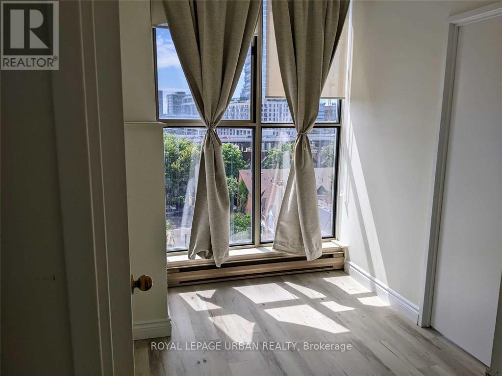 918 - 65 Scadding Avenue, Toronto, Ontario  M5A 4L1 - Photo 14 - C12698672