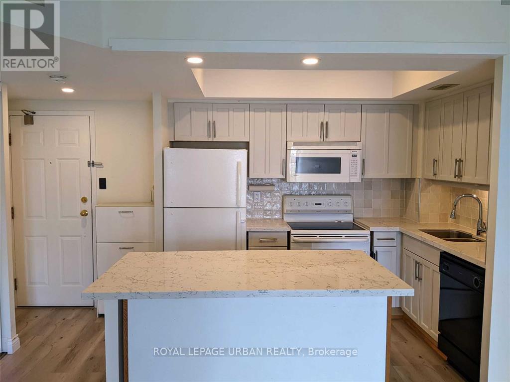 918 - 65 Scadding Avenue, Toronto, Ontario  M5A 4L1 - Photo 7 - C12698672