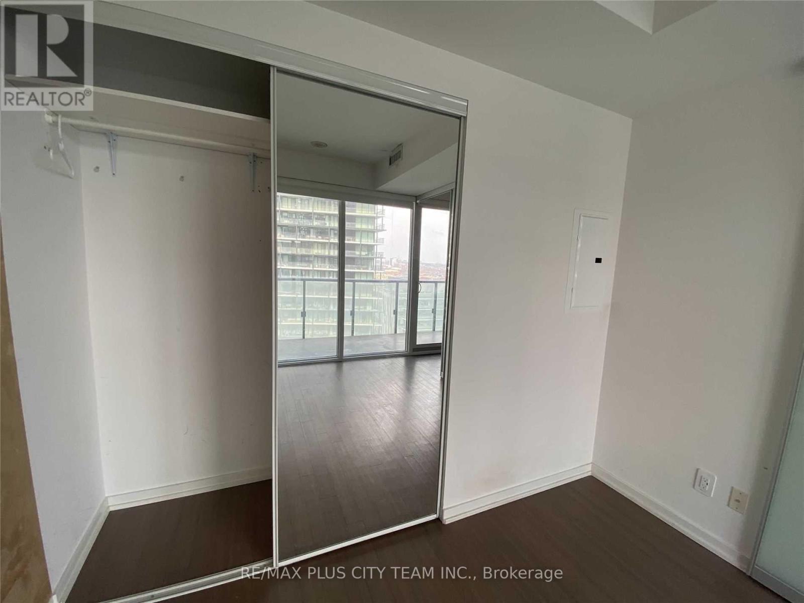 2601 - 101 Peter Street, Toronto, Ontario  M5V 0G6 - Photo 11 - C12698744