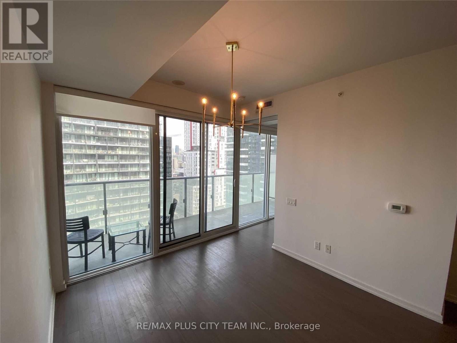 2601 - 101 Peter Street, Toronto, Ontario  M5V 0G6 - Photo 6 - C12698744