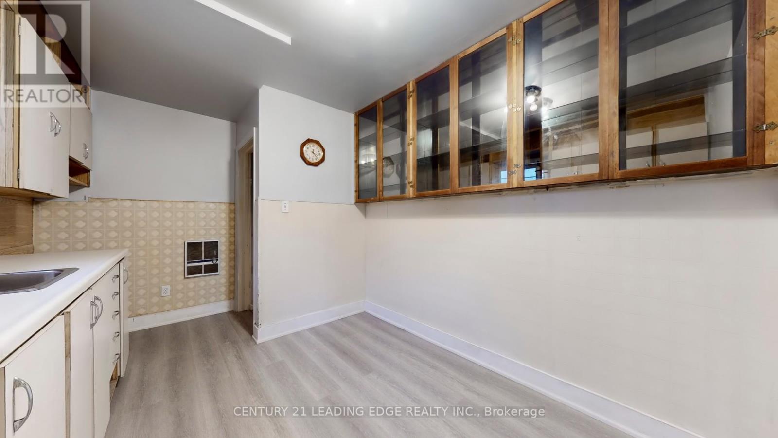 277 Gibbons Street, Oshawa, Ontario  L1J 4Y5 - Photo 11 - E12698762