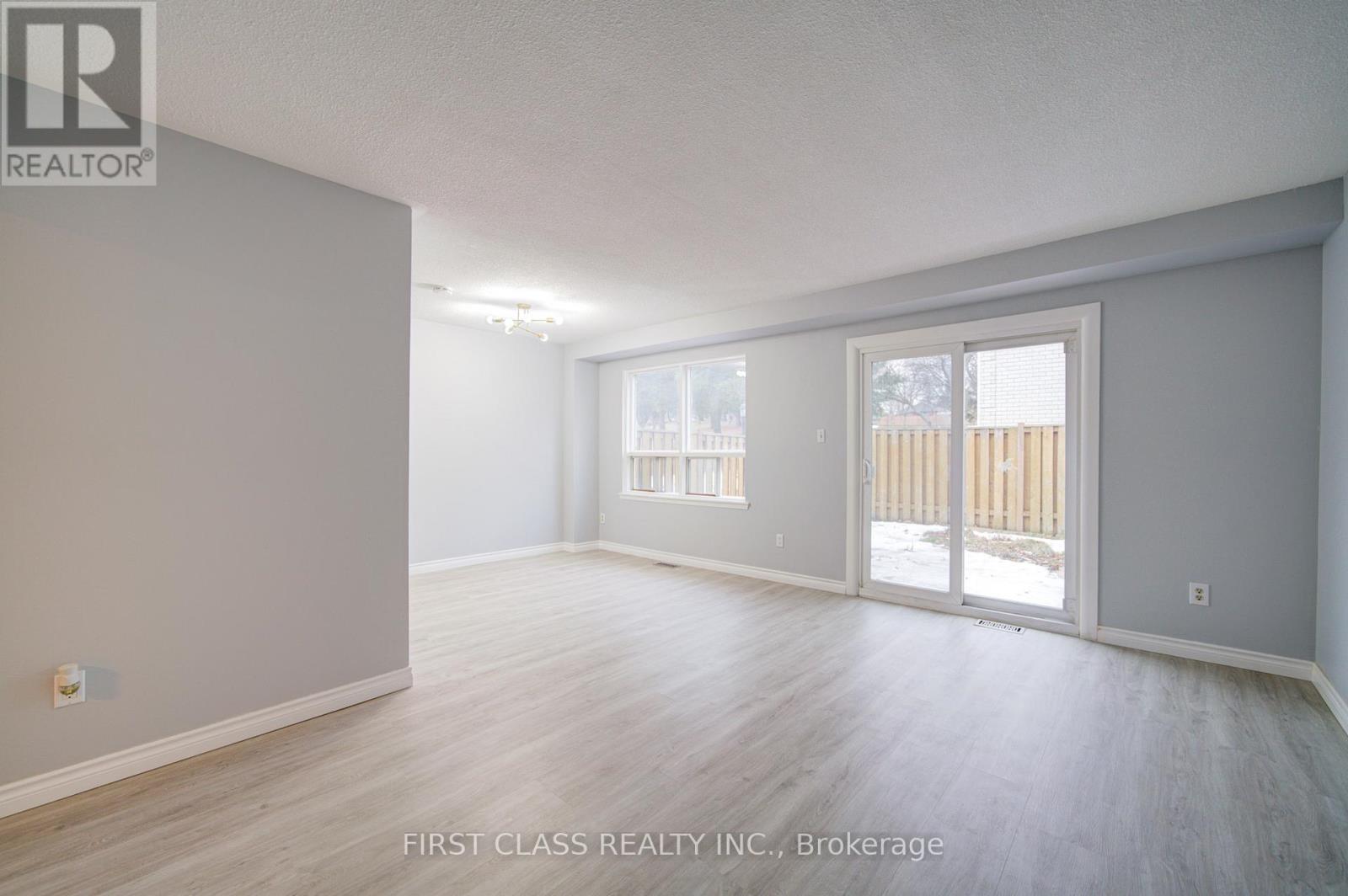 56 - 71 Cass Avenue, Toronto, Ontario  M1T 3P8 - Photo 5 - E12698772