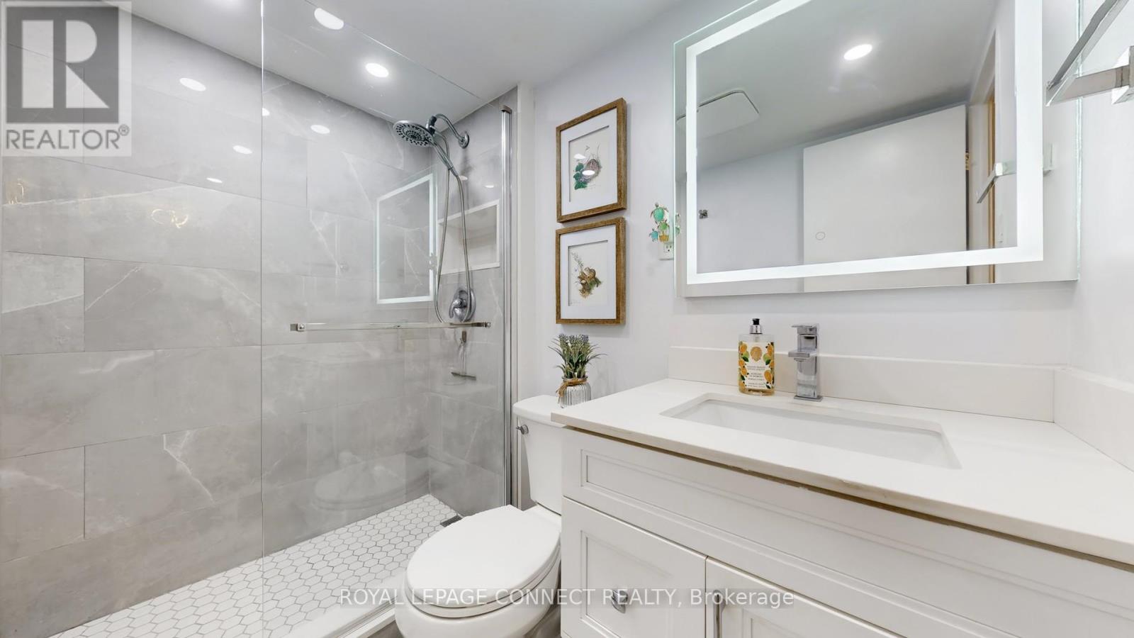 703 - 1145 Logan Avenue, Toronto, Ontario  M4K 3G9 - Photo 30 - E12698808