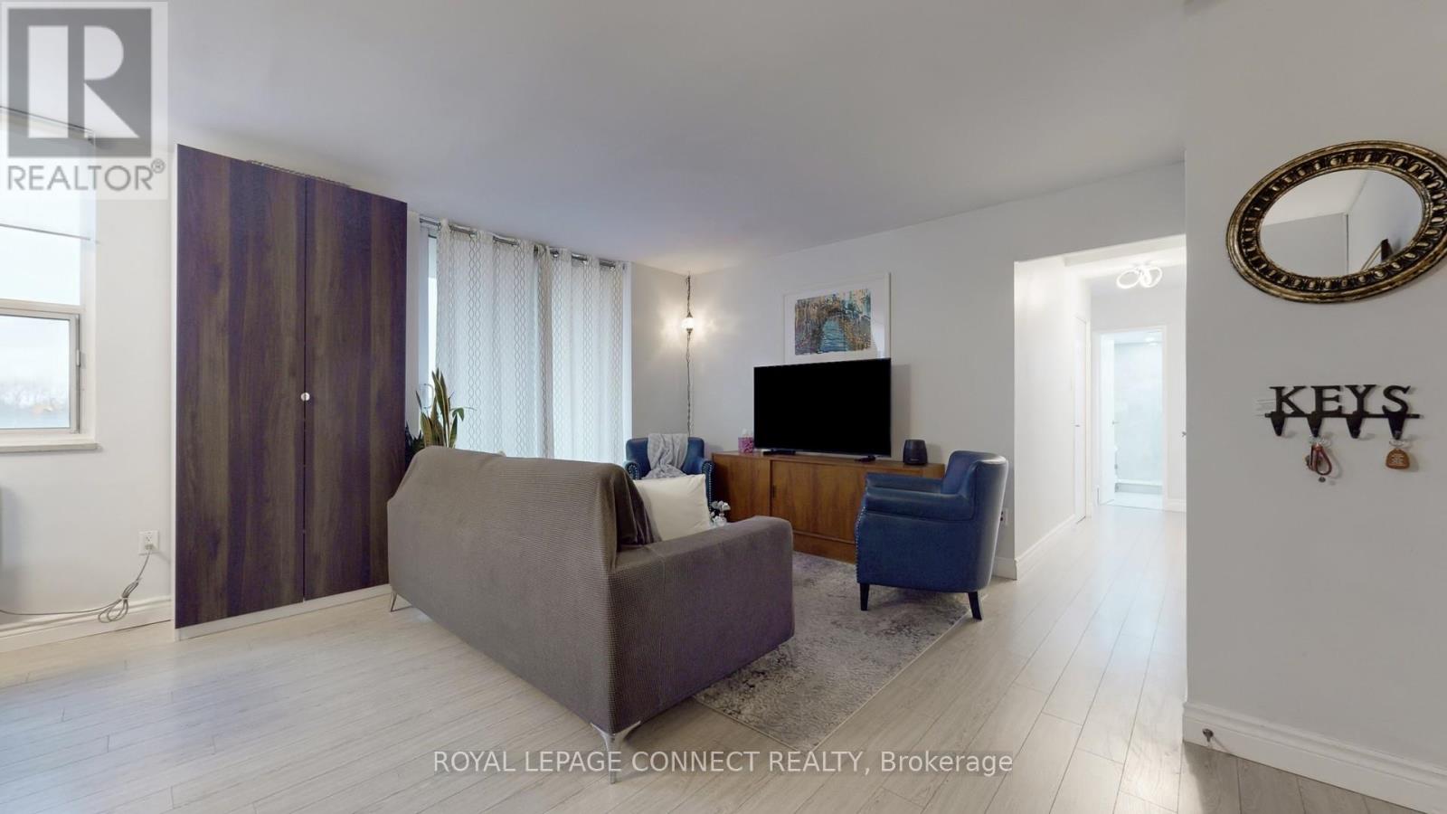 703 - 1145 Logan Avenue, Toronto, Ontario  M4K 3G9 - Photo 7 - E12698808