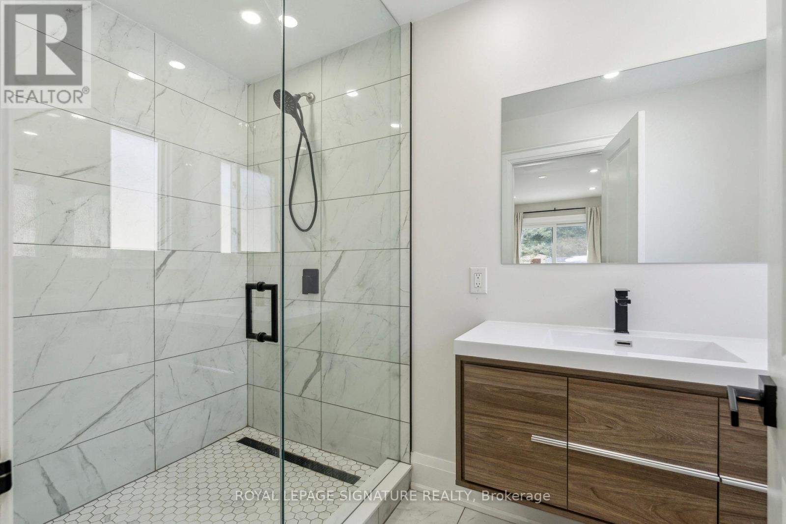 2199 Richard Street E, Innisfil, Ontario  L9S 2C4 - Photo 18 - N12698676