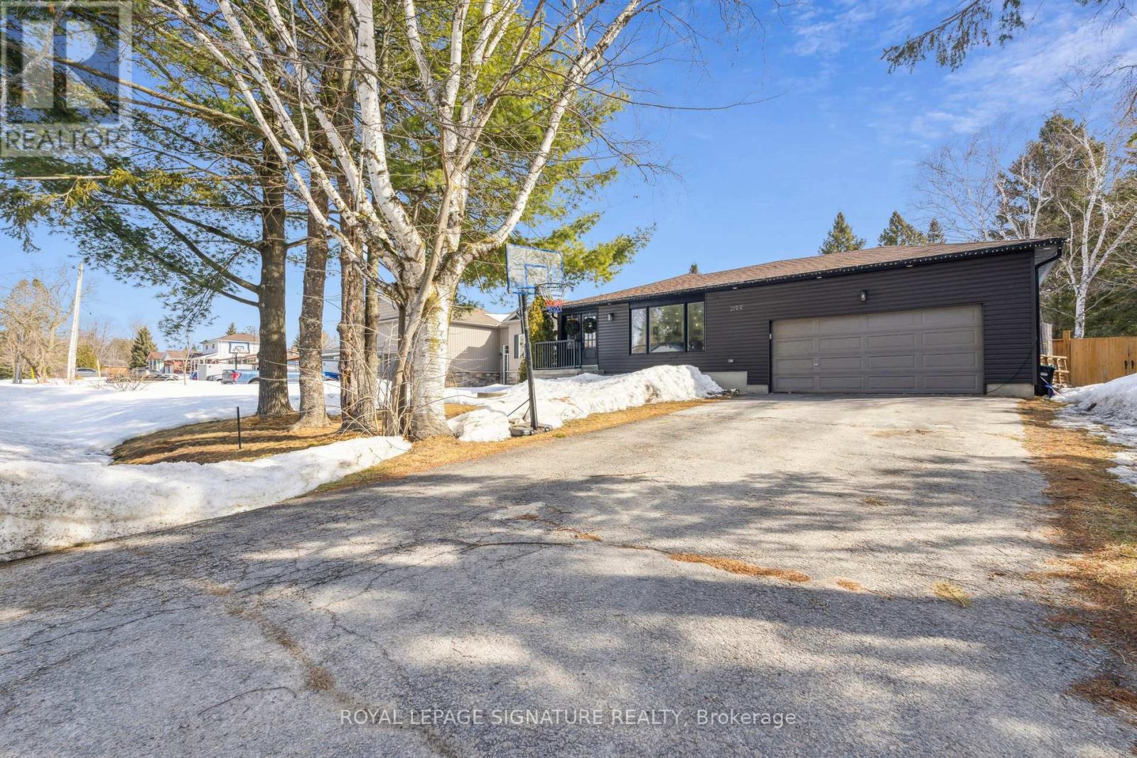 2199 Richard Street E, Innisfil, Ontario  L9S 2C4 - Photo 2 - N12698676