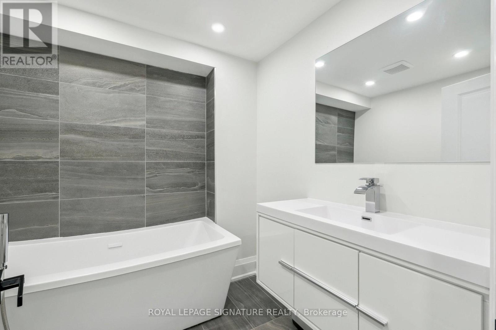 2199 Richard Street E, Innisfil, Ontario  L9S 2C4 - Photo 23 - N12698676