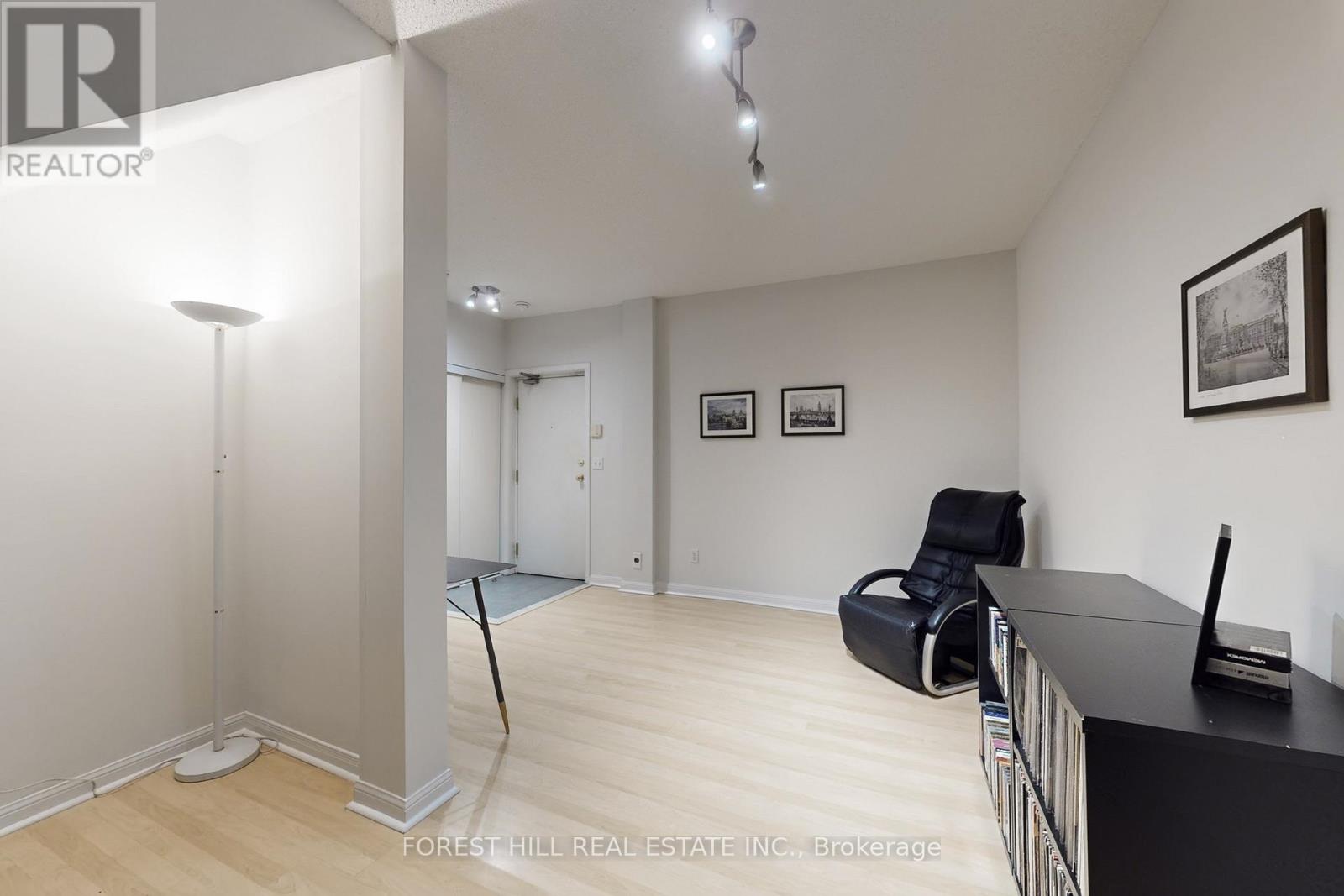 01 - 23 St.moritz Way, Markham, Ontario  L3R 4G4 - Photo 36 - N12698784