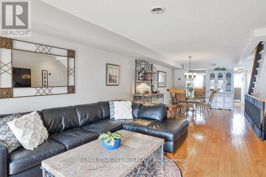 15 - 24 Laguna Parkway, Ramara (Brechin), Ontario L0K 1B0 - Photo 3 - S12698710