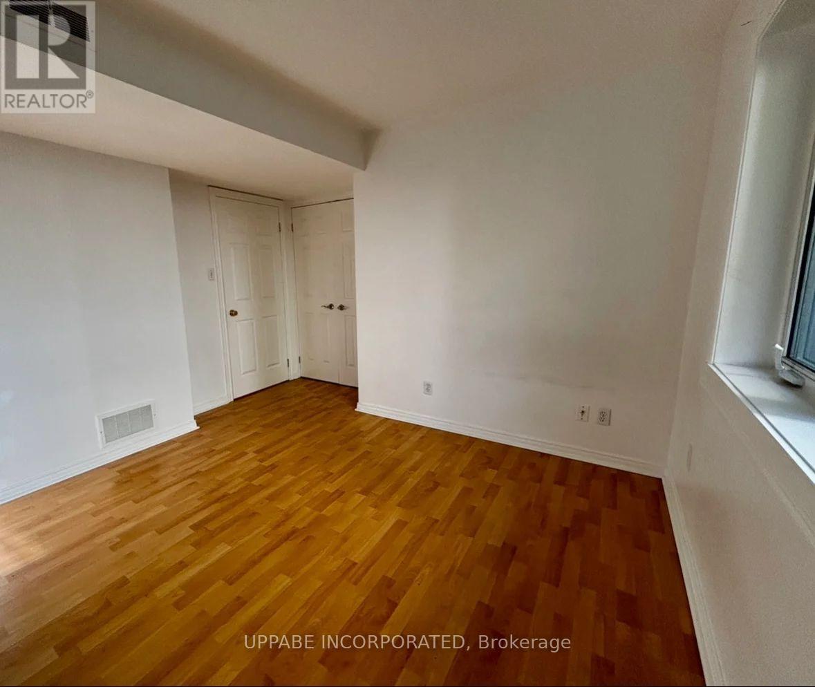 2 - 225 Cobourg Street, Ottawa, Ontario  K1N 8J2 - Photo 8 - X12501972