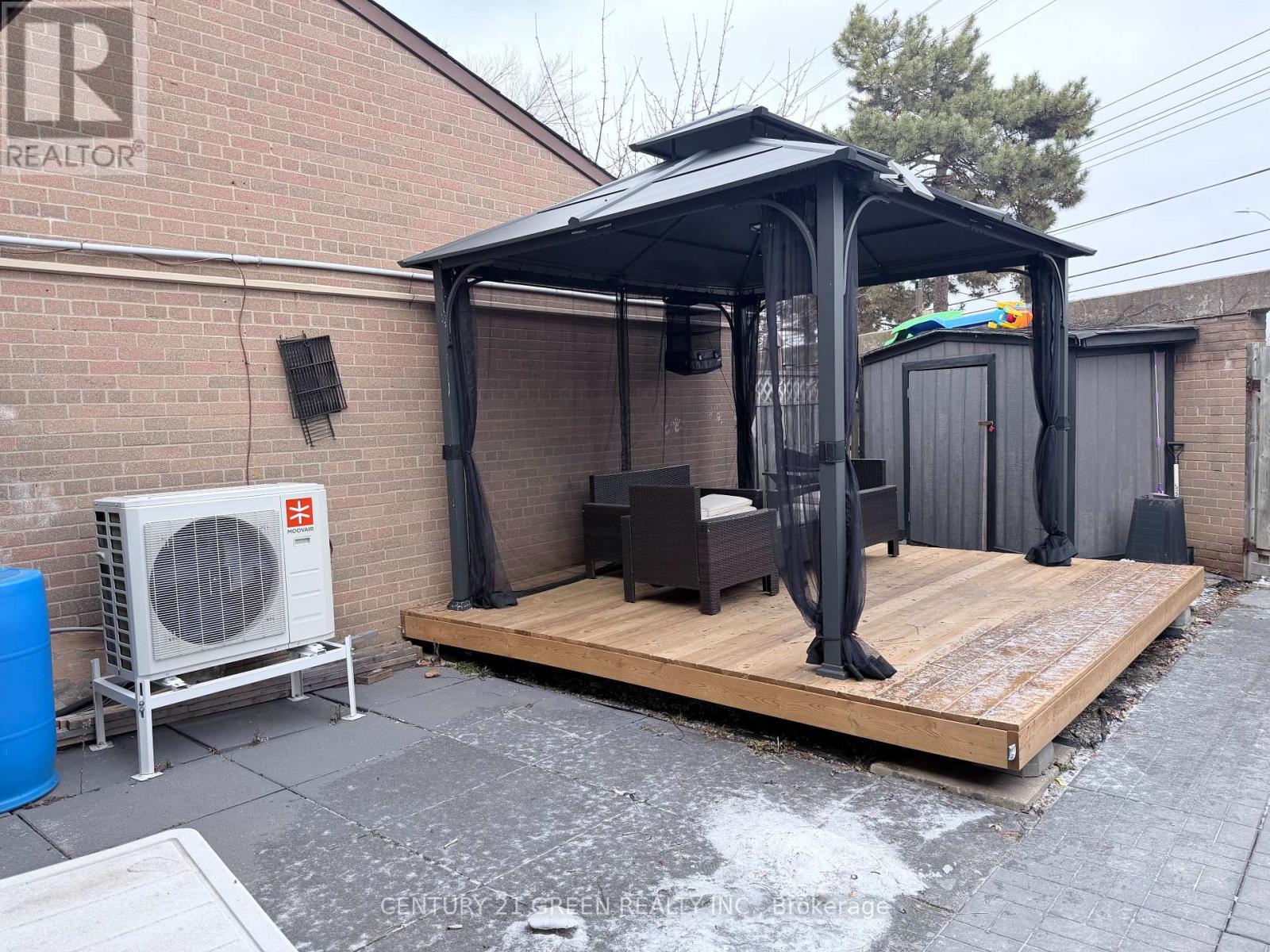 116 - 256 JOHN GARLAND BOULEVARD, Toronto, Ontario