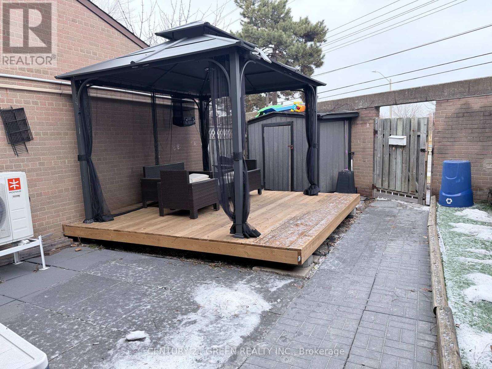 116 - 256 John Garland Boulevard, Toronto, Ontario  M9V 1N8 - Photo 2 - W12698648