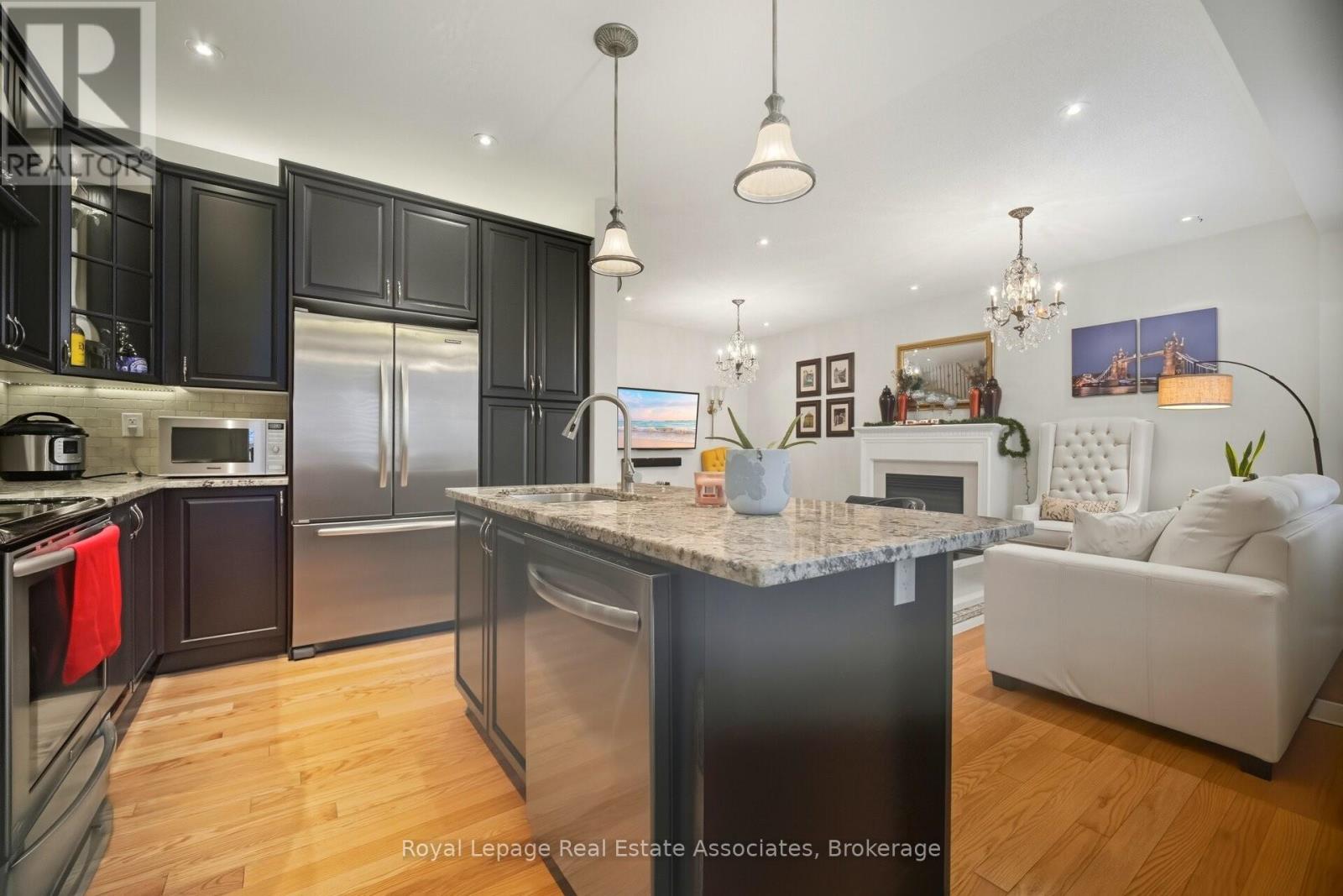 2347 Quetico Crescent, Oakville, Ontario  L6M 0R5 - Photo 15 - W12698690