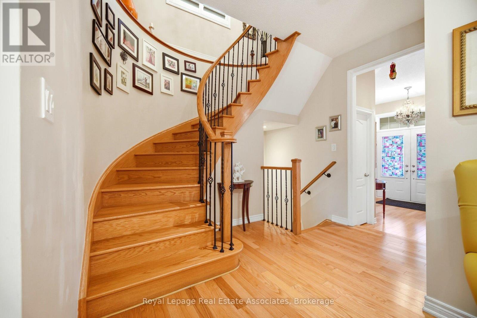 2347 Quetico Crescent, Oakville, Ontario  L6M 0R5 - Photo 20 - W12698690