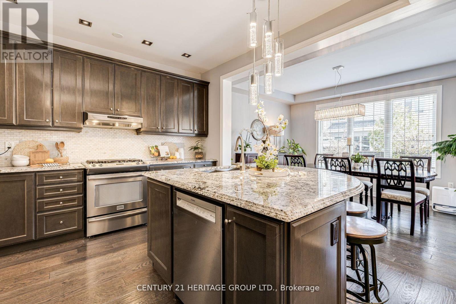 65 Masterman Crescent, Oakville, Ontario  L6M 0W3 - Photo 12 - W12698692