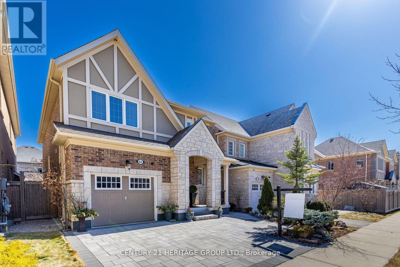 65 Masterman Crescent, Oakville, Ontario  L6M 0W3 - Photo 3 - W12698692