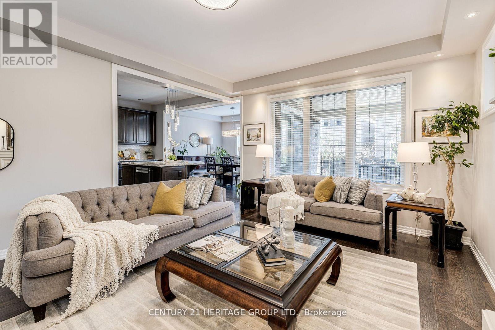 65 Masterman Crescent, Oakville, Ontario  L6M 0W3 - Photo 7 - W12698692