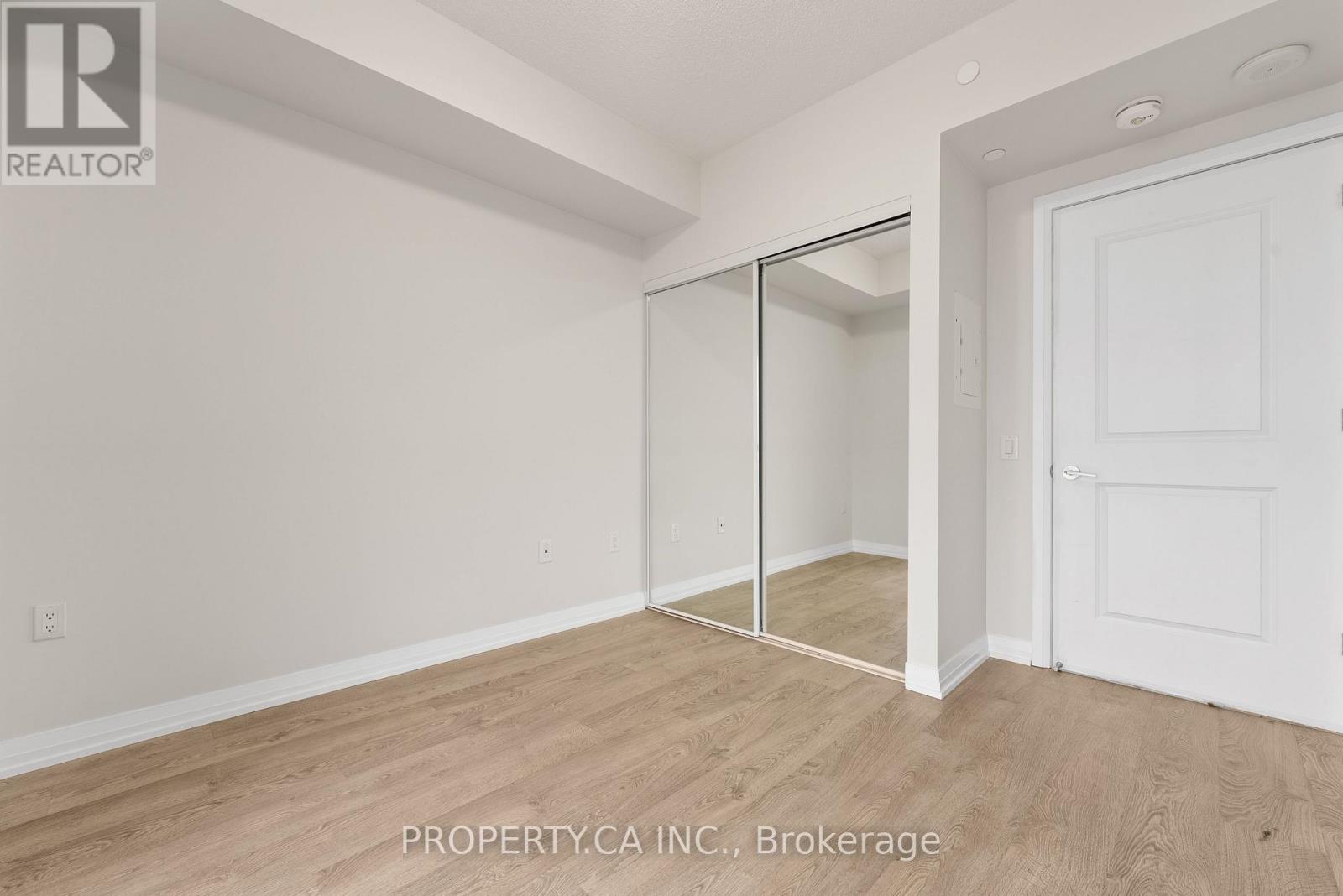 1002 - 50 Thomas Riley Road, Toronto, Ontario  M9B 0C5 - Photo 19 - W12698698