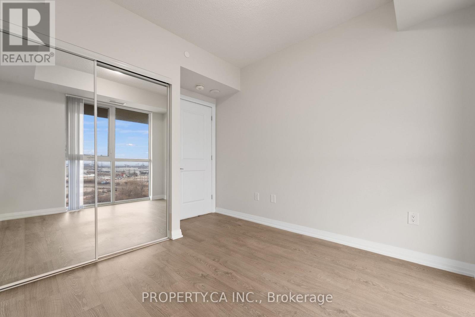 1002 - 50 Thomas Riley Road, Toronto, Ontario  M9B 0C5 - Photo 20 - W12698698