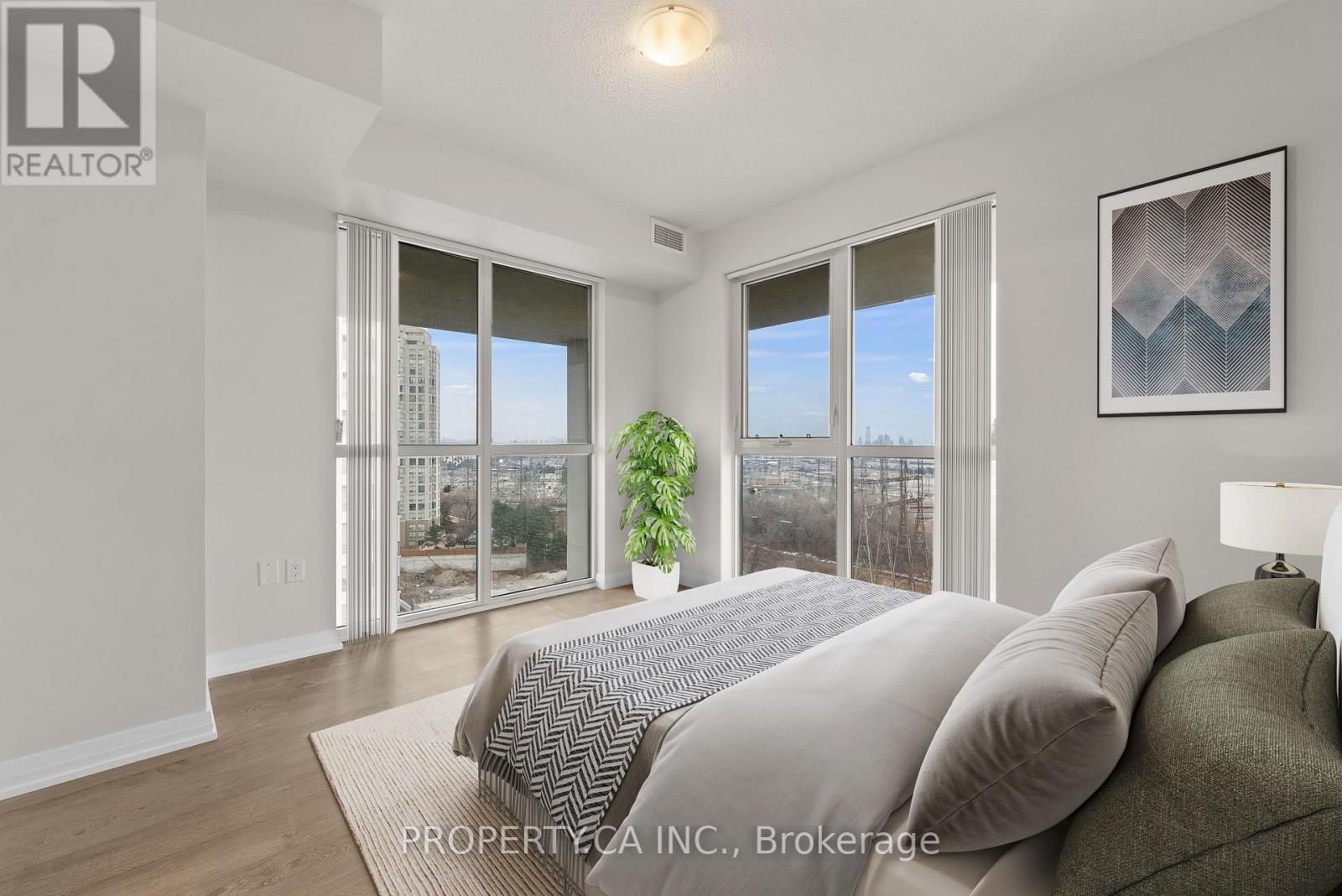 1002 - 50 Thomas Riley Road, Toronto, Ontario  M9B 0C5 - Photo 6 - W12698698