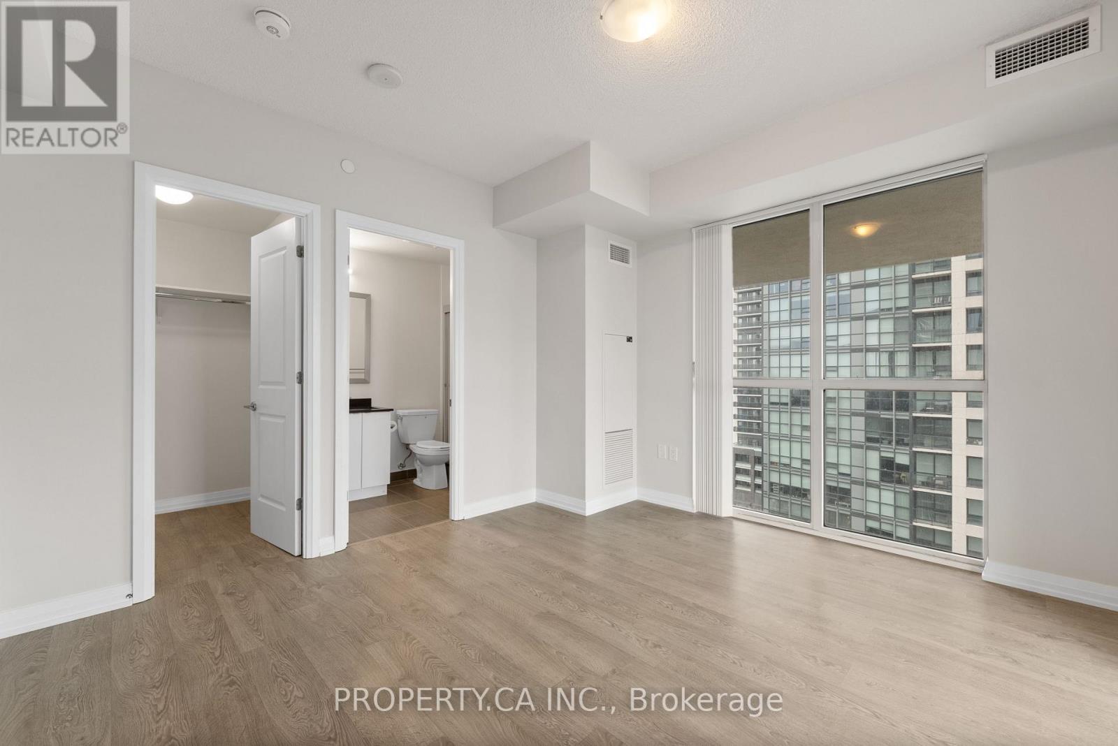 1002 - 50 Thomas Riley Road, Toronto, Ontario  M9B 0C5 - Photo 9 - W12698698