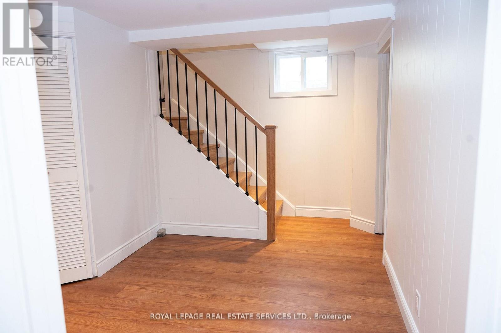 Lower - 35 Silverhill Drive, Toronto, Ontario  M9B 3W3 - Photo 9 - W12698726