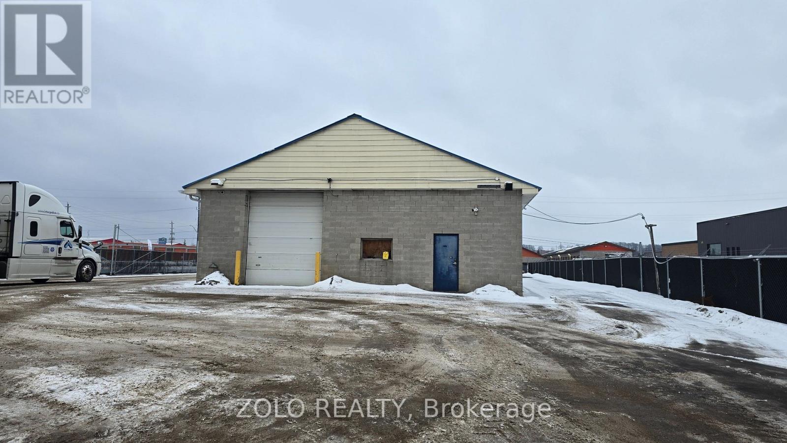 9 Stewart Court, Orangeville, Ontario L9W 3Z9 - Photo 10 - W12698750