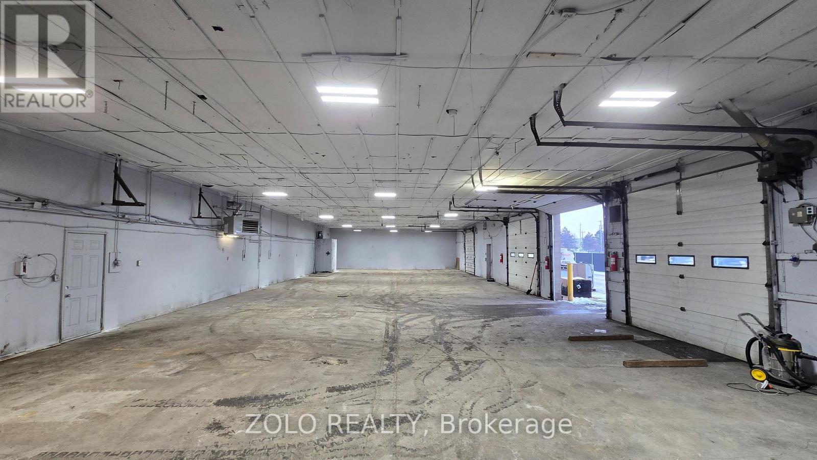 9 Stewart Court, Orangeville, Ontario L9W 3Z9 - Photo 13 - W12698750