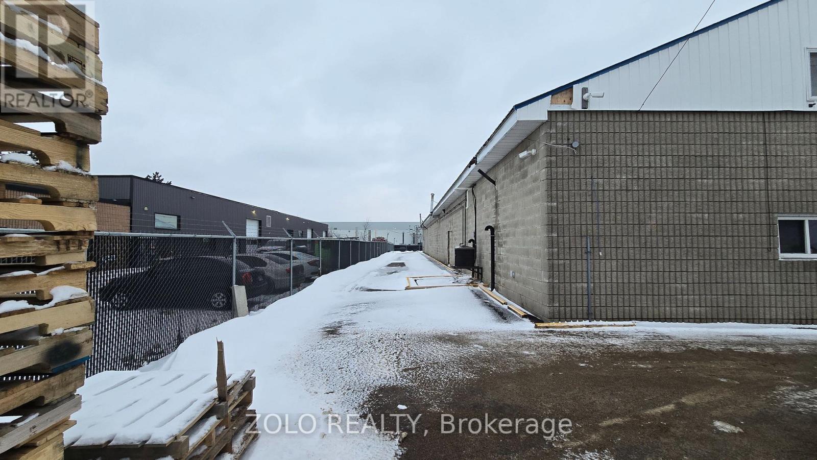 9 Stewart Court, Orangeville, Ontario L9W 3Z9 - Photo 5 - W12698750