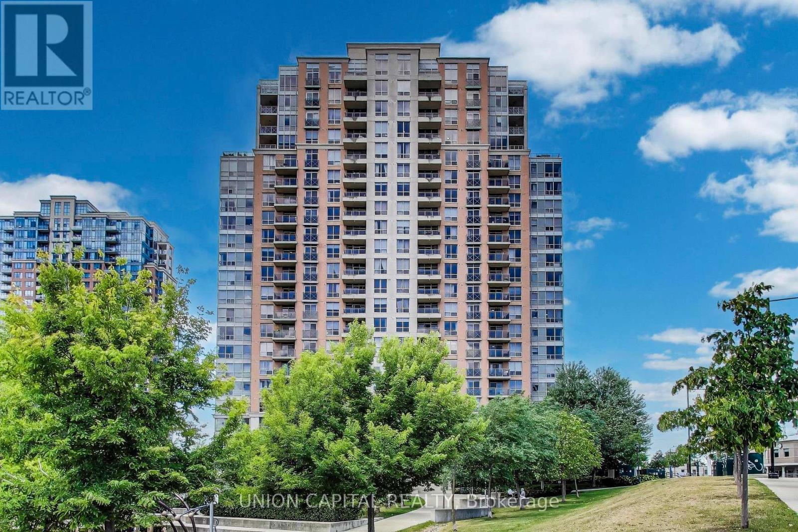 1104 - 5229 DUNDAS STREET W, Toronto, Ontario