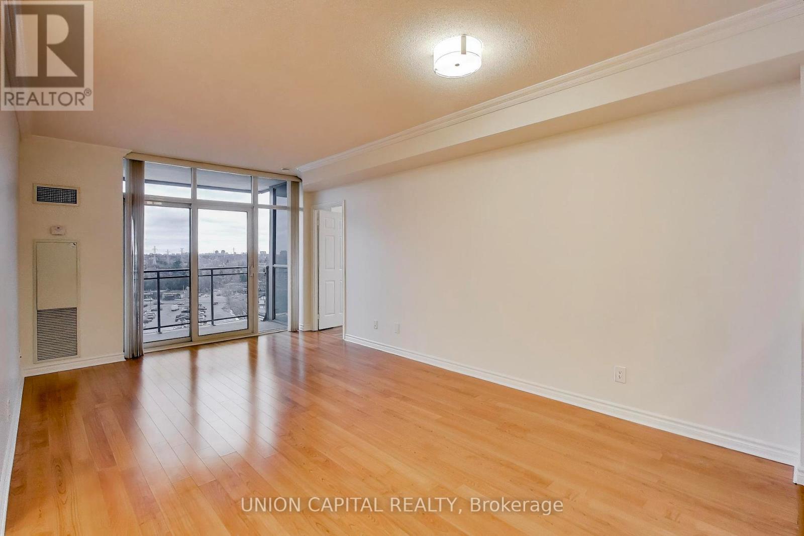 1104 - 5229 Dundas Street W, Toronto, Ontario  M9B 6L9 - Photo 11 - W12698754