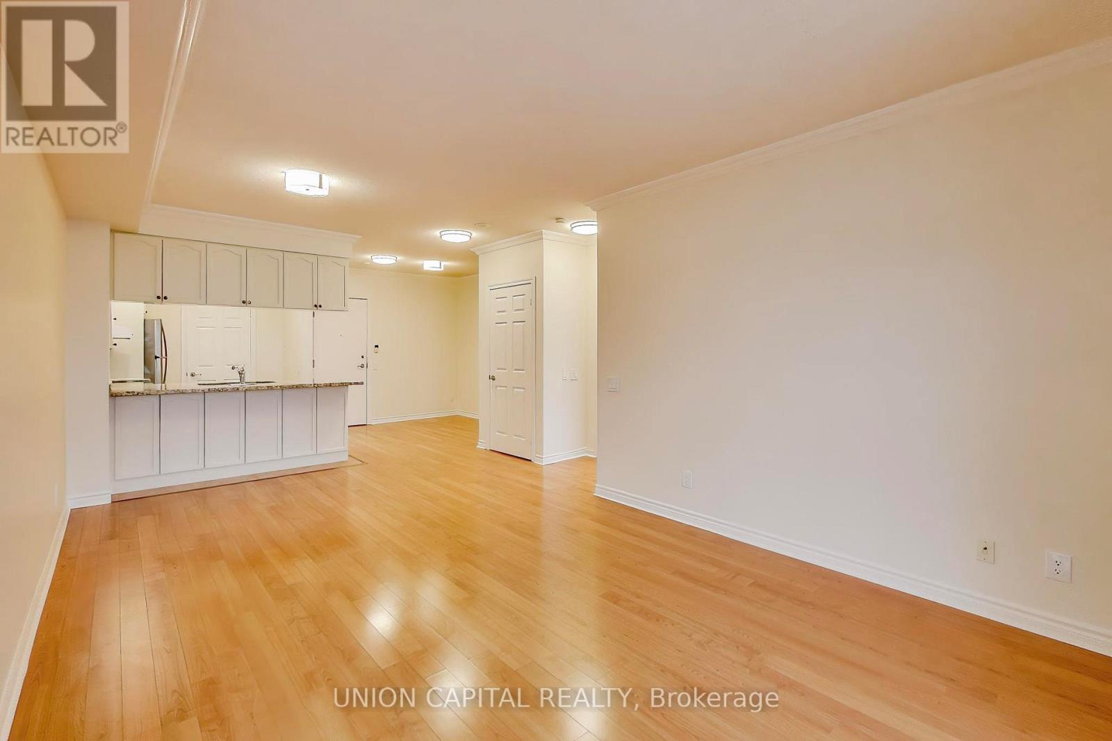 1104 - 5229 Dundas Street W, Toronto, Ontario  M9B 6L9 - Photo 13 - W12698754