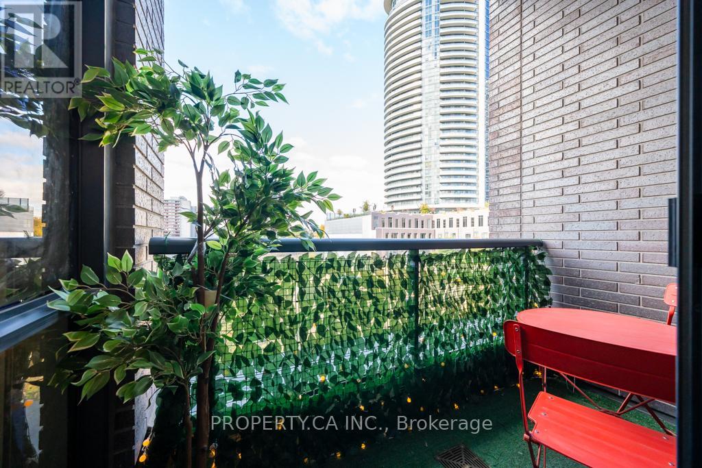 304 - 10 Gibbs Road, Toronto, Ontario  M9B 0E2 - Photo 19 - W12698788