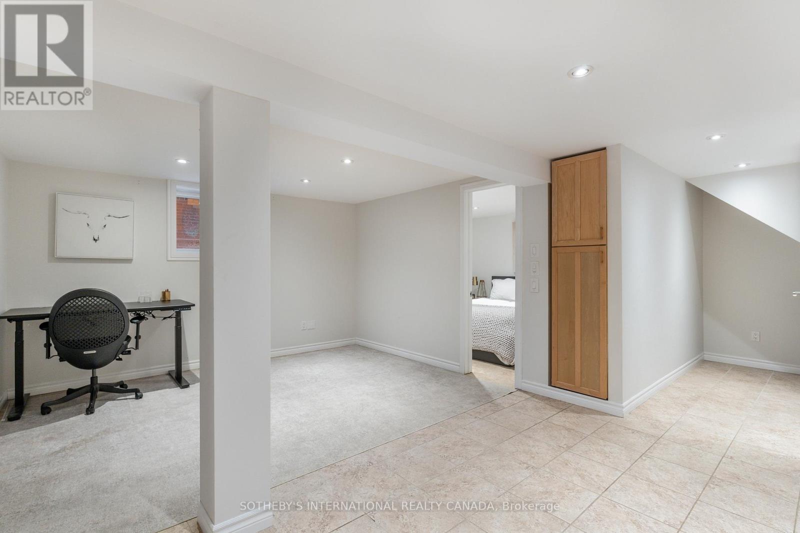 38 Guthrie Avenue, Toronto, Ontario  M8Y 3L1 - Photo 22 - W12698802