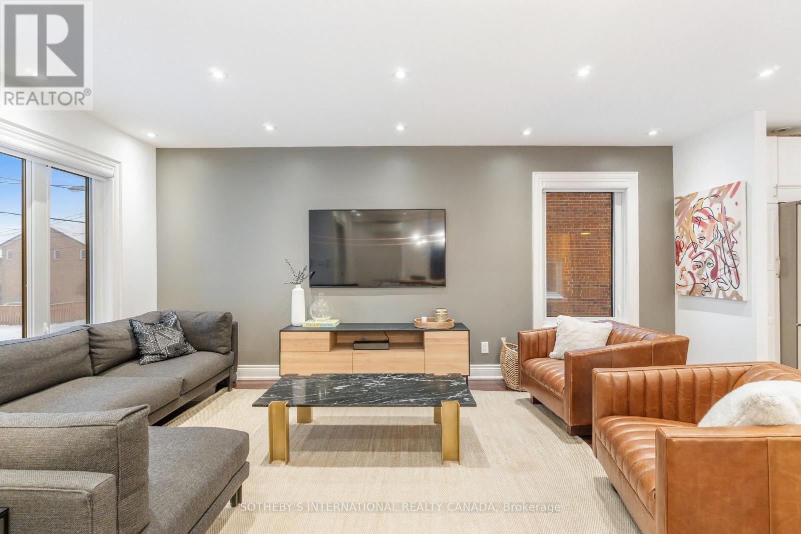 38 Guthrie Avenue, Toronto, Ontario  M8Y 3L1 - Photo 4 - W12698802