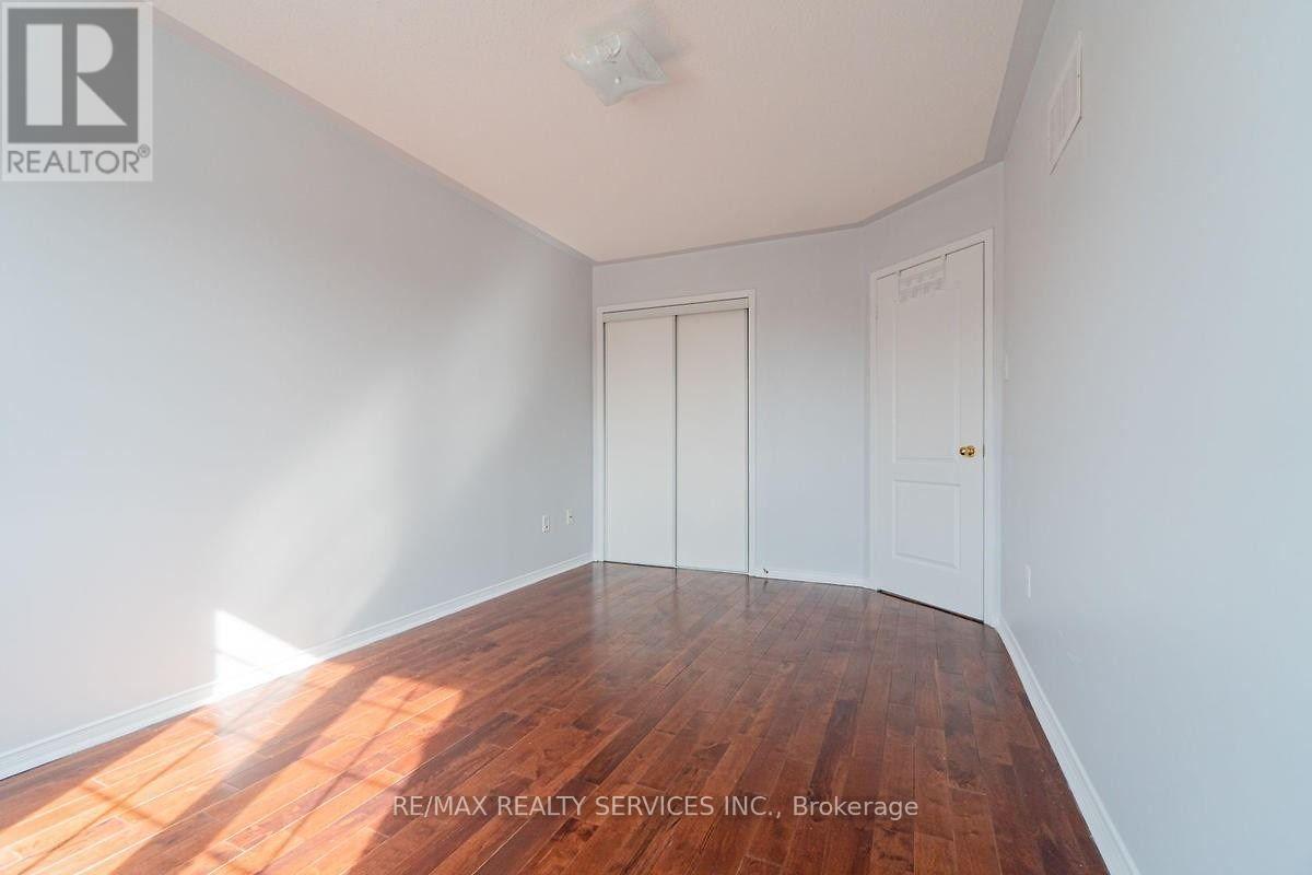 2 Tanasi Road, Brampton, Ontario  L6X 0K6 - Photo 15 - W12698840