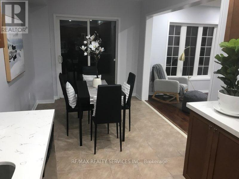 2 Tanasi Road, Brampton, Ontario  L6X 0K6 - Photo 9 - W12698840