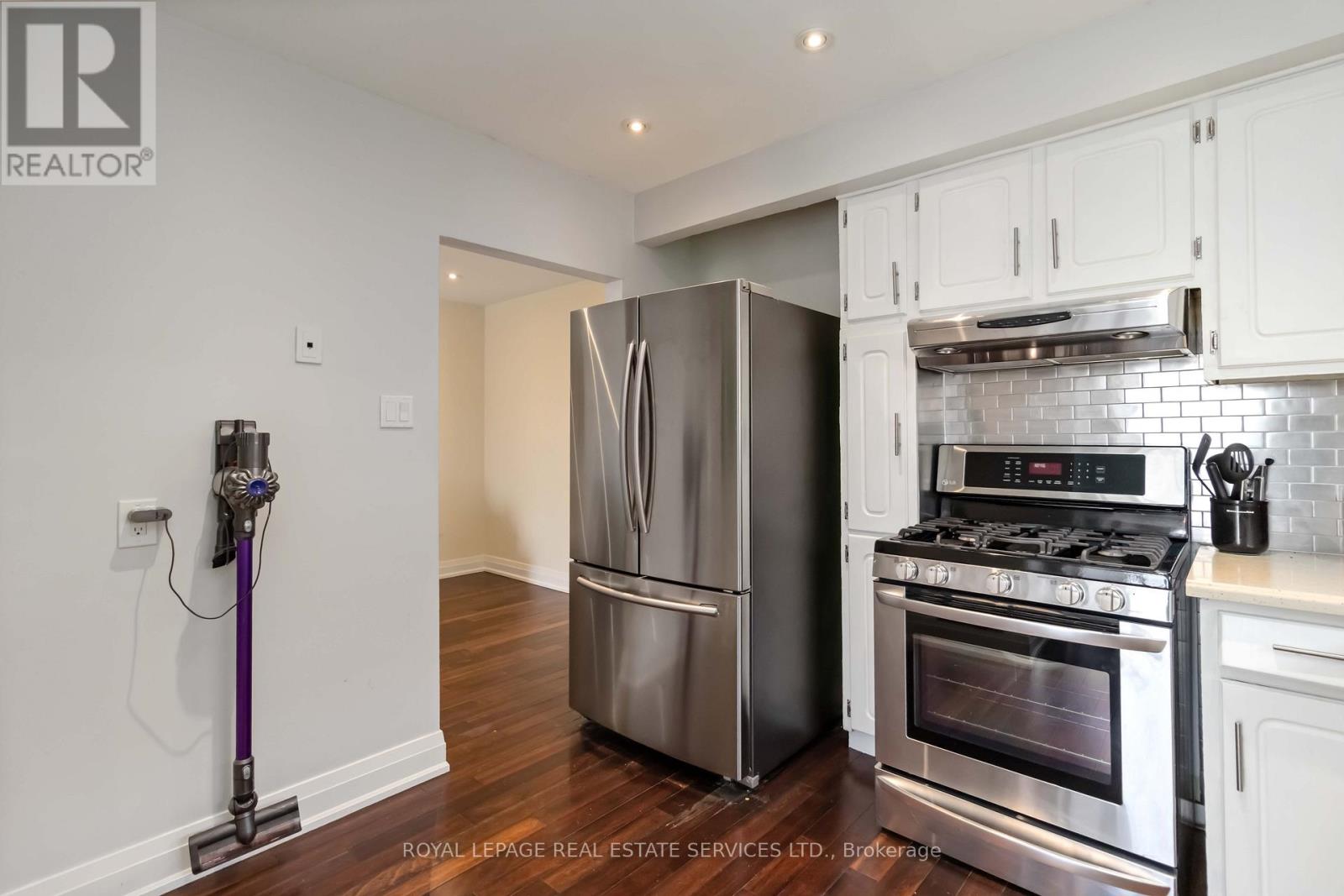 1474 Sandgate Crescent, Mississauga, Ontario  L5J 2E5 - Photo 12 - W12698846