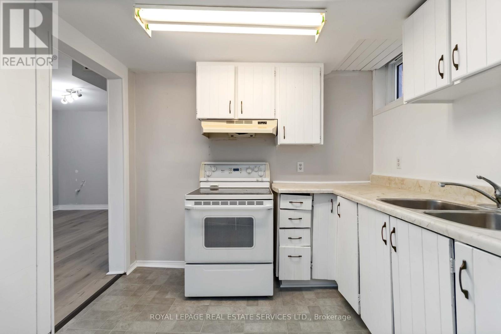 1474 Sandgate Crescent, Mississauga, Ontario  L5J 2E5 - Photo 27 - W12698846