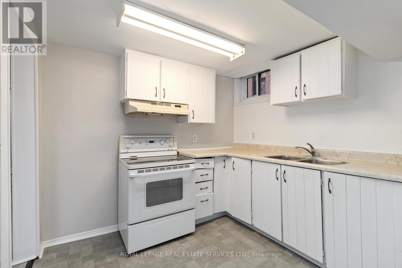 1474 Sandgate Crescent, Mississauga, Ontario  L5J 2E5 - Photo 28 - W12698846