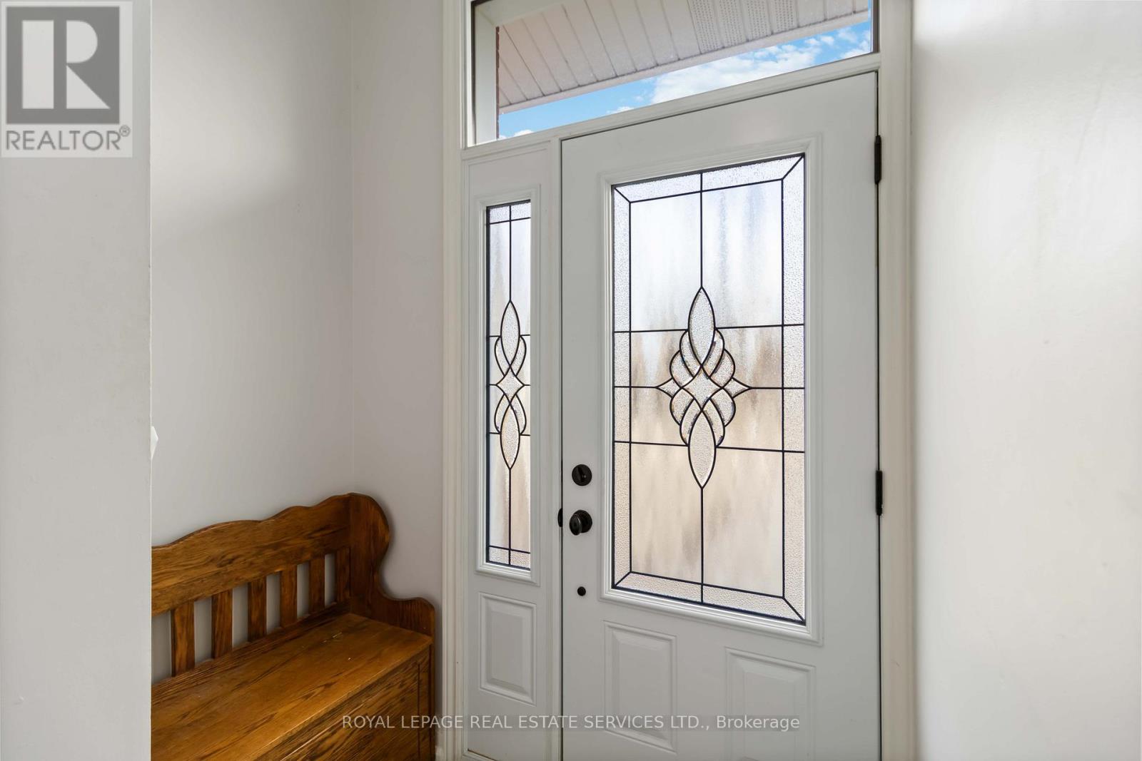 1474 Sandgate Crescent, Mississauga, Ontario  L5J 2E5 - Photo 4 - W12698846